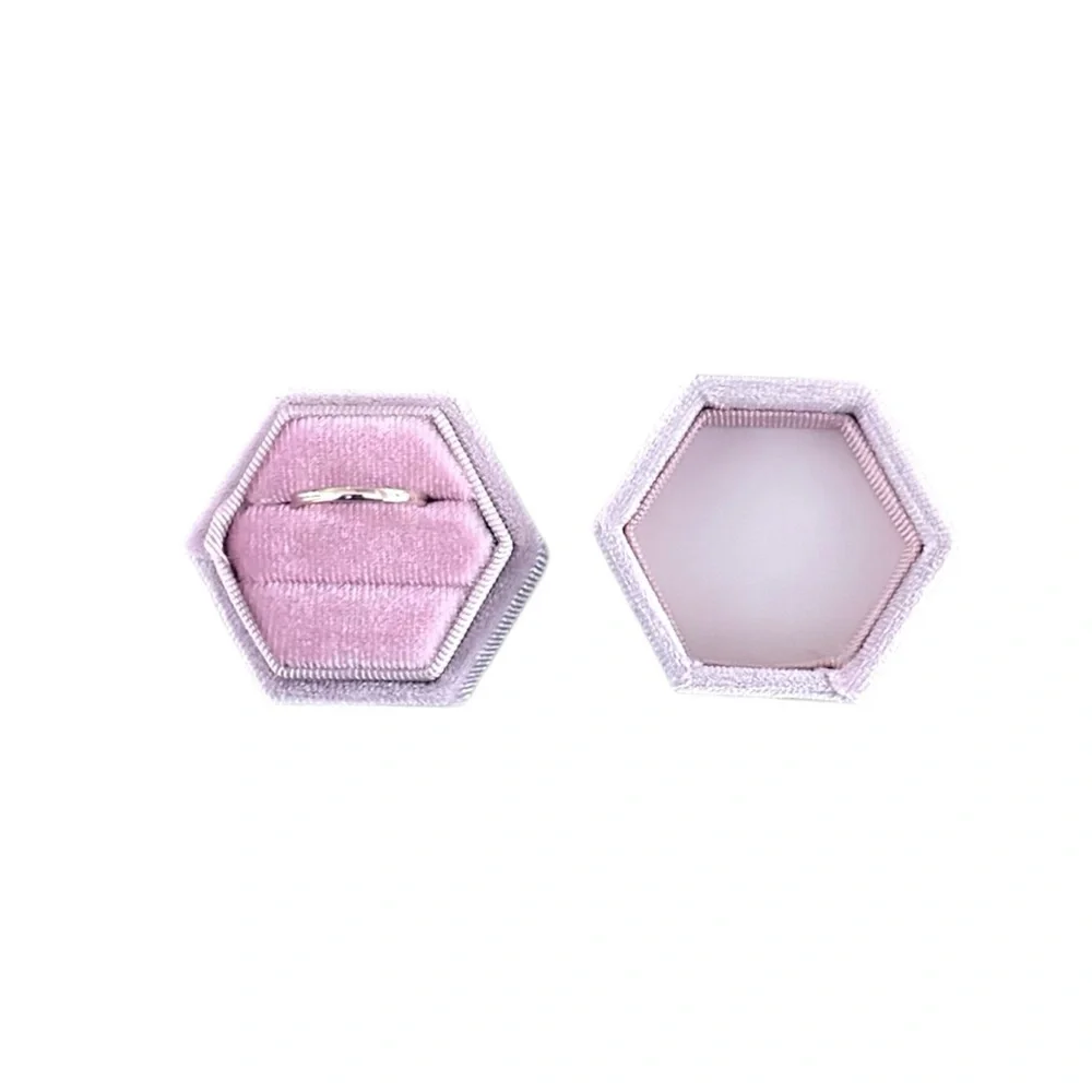 NWT Pink Velvet Hexagon Ring Box w/ Double Slit — Jewelry Ring Earring Box